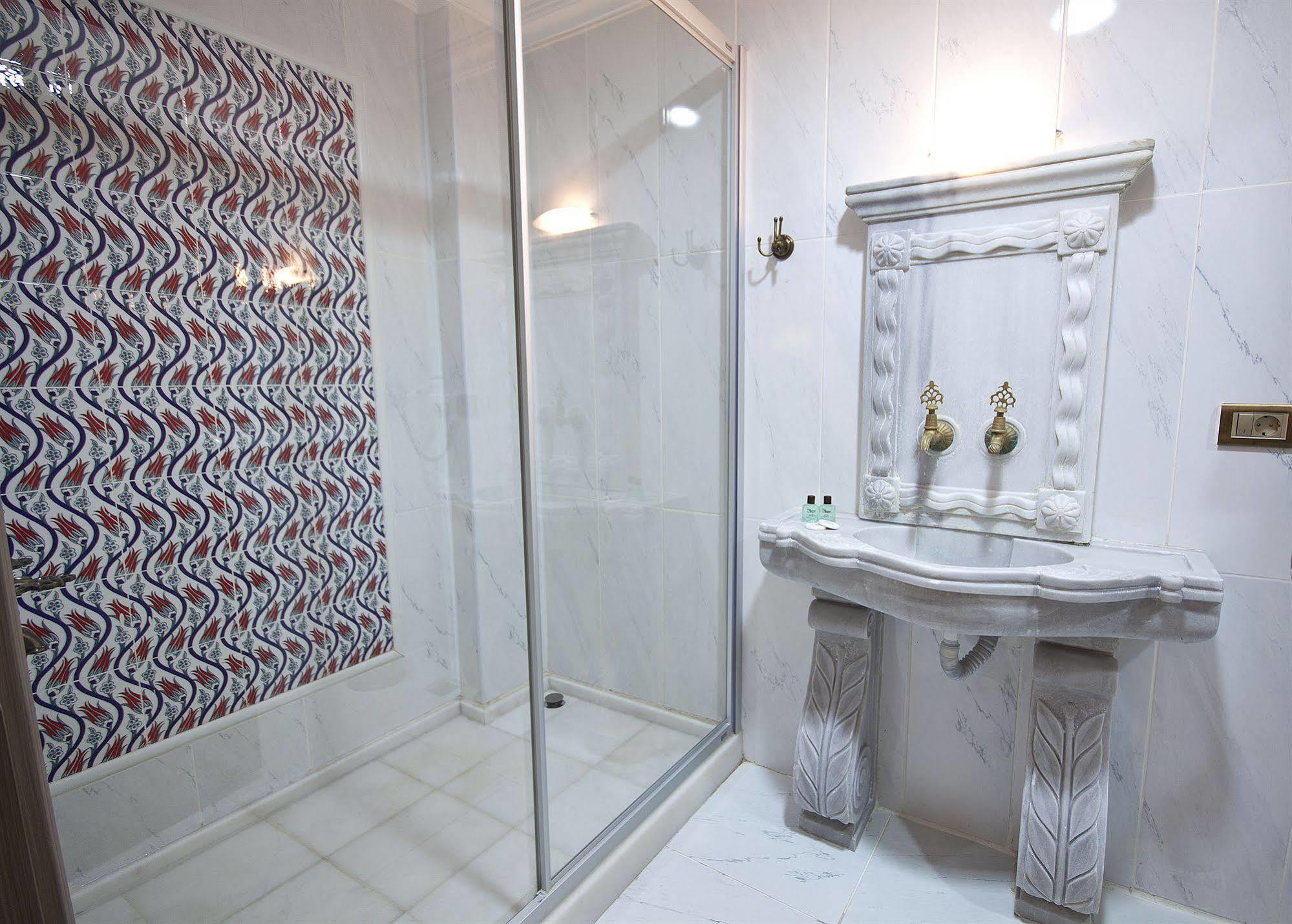 Evsen Hotel 3*